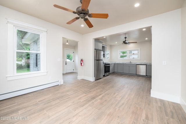 35 W Westside Avenue, Red Bank, NJ 07701