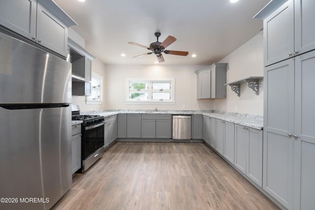 35 W Westside Avenue, Red Bank, NJ 07701