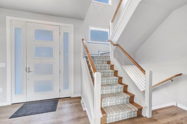 1015 NUTMEG DRIVE, De Pere, WI 54115