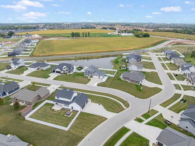 1015 NUTMEG DRIVE, De Pere, WI 54115