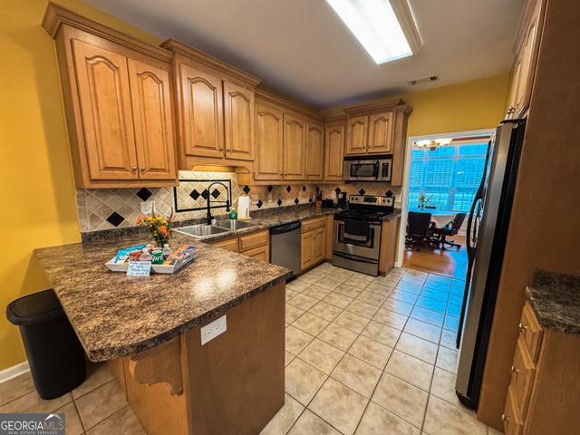 681 Deer Run, Williamson, GA 30292