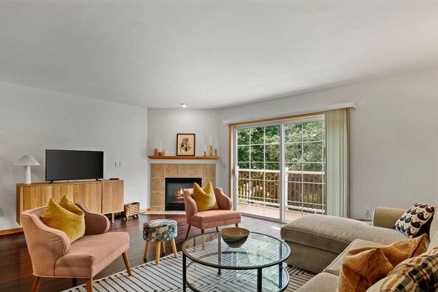 5449 Caddis Bend, Fitchburg, WI 53711