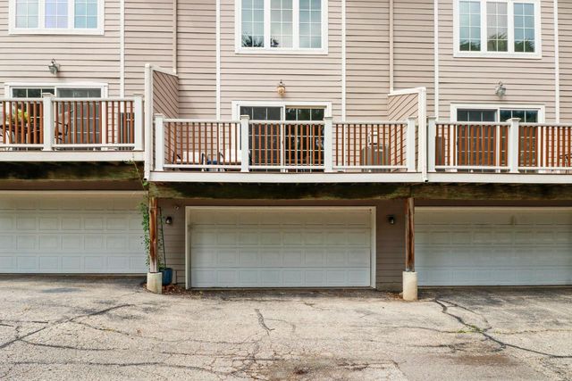 5449 Caddis Bend, Fitchburg, WI 53711