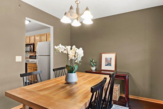 5449 Caddis Bend, Fitchburg, WI 53711