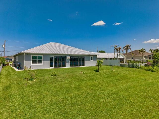 2198 SW ALMINAR Street, Port St. Lucie, FL 34953