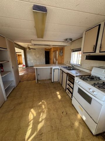 761 Sea Spray Drive, Bullhead City, AZ 86442