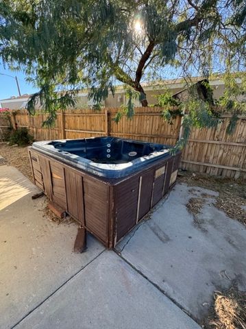 761 Sea Spray Drive, Bullhead City, AZ 86442