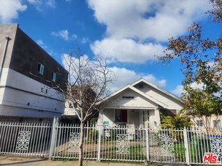 1147 S Ardmore Avenue, Los Angeles, CA 90006