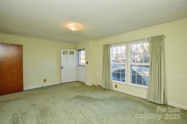 1220 Regehr Avenue, Charlotte, NC 28214