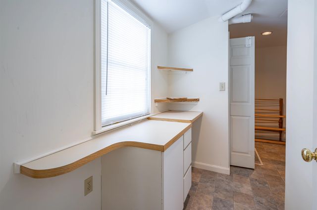 8 Collier Court, Nashua, NH 03062