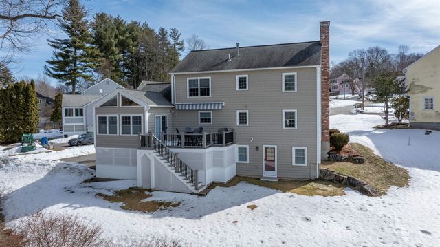 8 Collier Court, Nashua, NH 03062