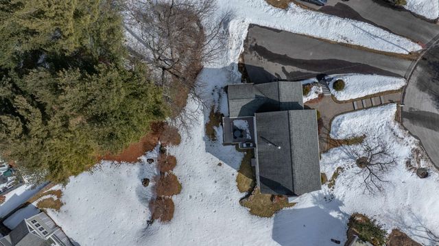 8 Collier Court, Nashua, NH 03062