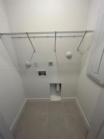 24480 SW 119th Place 24480, Homestead, FL 33032