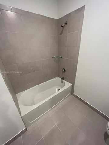 24480 SW 119th Place 24480, Homestead, FL 33032