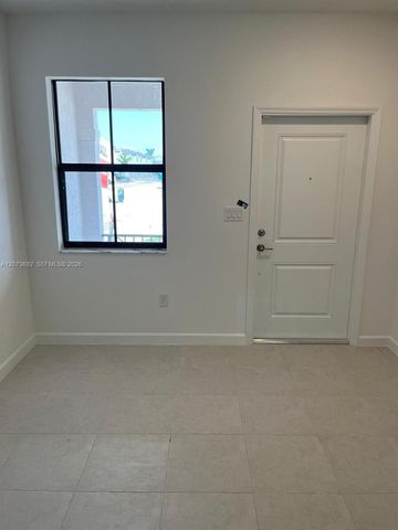 24480 SW 119th Place 24480, Homestead, FL 33032