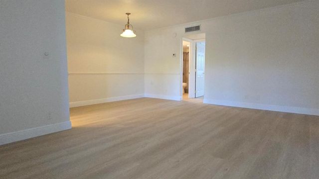 1965 SE 5TH Court 104, Pompano Beach, FL 33060