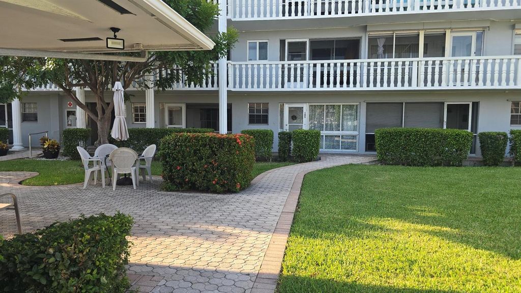 1965 SE 5TH Court 104, Pompano Beach, FL 33060