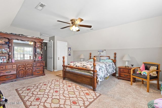 433 Ridge Road, Jacksonville, NC 28540