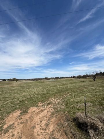 200 York Lane, Lipan, TX 76462
