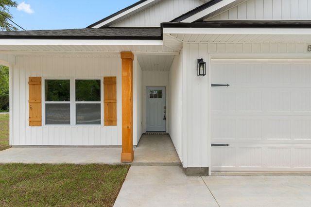 8425 Tippin Avenue, Pensacola, FL 32514