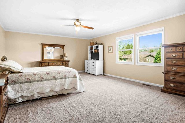 2203 Oakwood Avenue, Bloomington, IL 61704