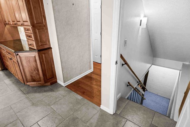 2203 Oakwood Avenue, Bloomington, IL 61704