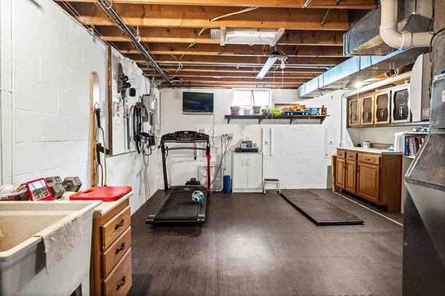 2203 Oakwood Avenue, Bloomington, IL 61704