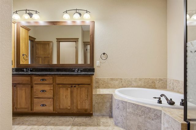 4406 NE Rio Court, Ankeny, IA 50021