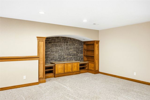 4406 NE Rio Court, Ankeny, IA 50021