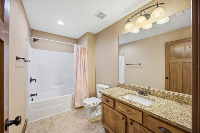 4406 NE Rio Court, Ankeny, IA 50021