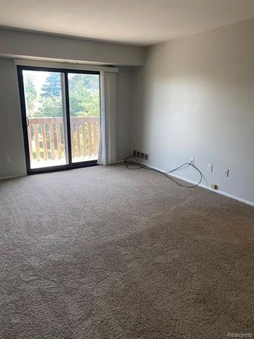 31993 W 12 Mile Rd Unit 311, Farmington Hills, MI 48334