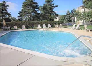 31993 W 12 Mile Rd Unit 311, Farmington Hills, MI 48334
