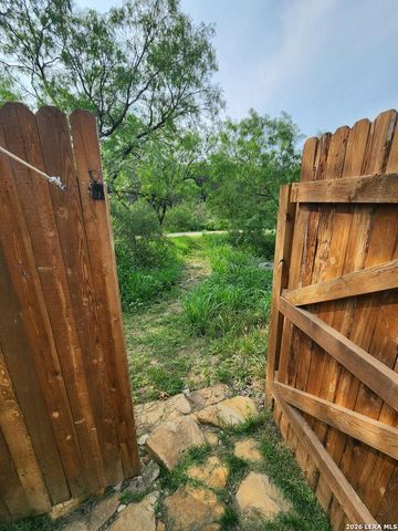 13215 Turnesa Terrace, San Antonio, TX 78221