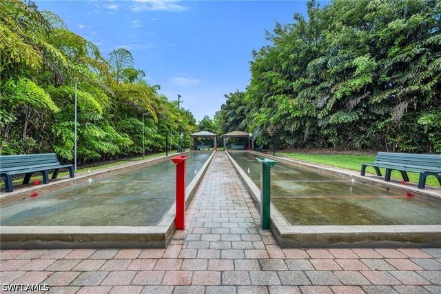 6735 Huntington Lakes CIR 102, Naples, FL 34119