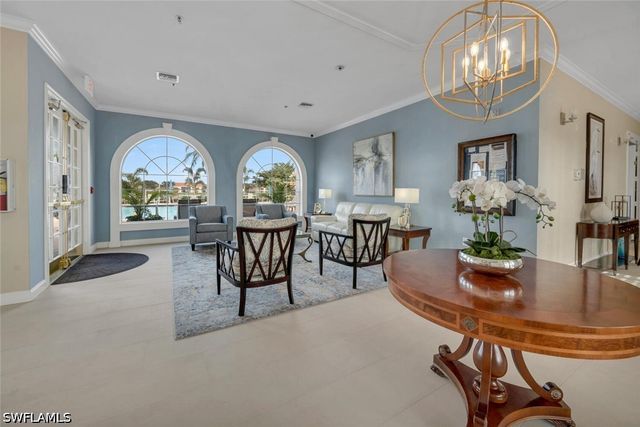 6735 Huntington Lakes CIR 102, Naples, FL 34119