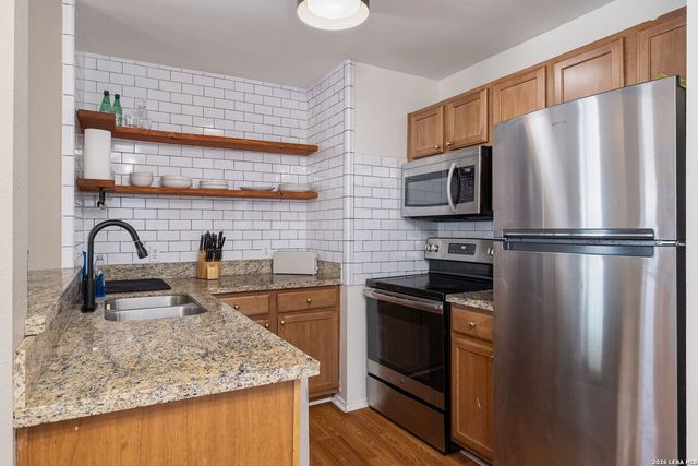 1318 Dawson, San Antonio, TX 78202