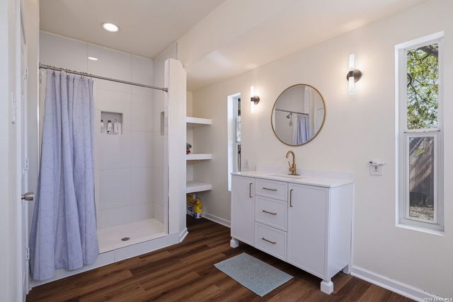 1318 Dawson, San Antonio, TX 78202