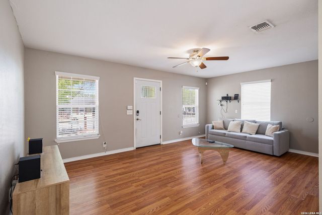 1318 Dawson, San Antonio, TX 78202