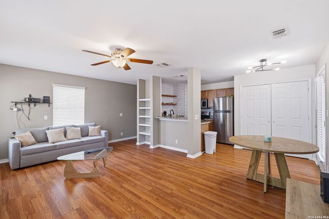 1318 Dawson, San Antonio, TX 78202