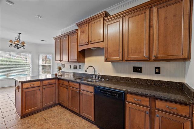 1636 STABLEMILL CV, Memphis, TN 38016