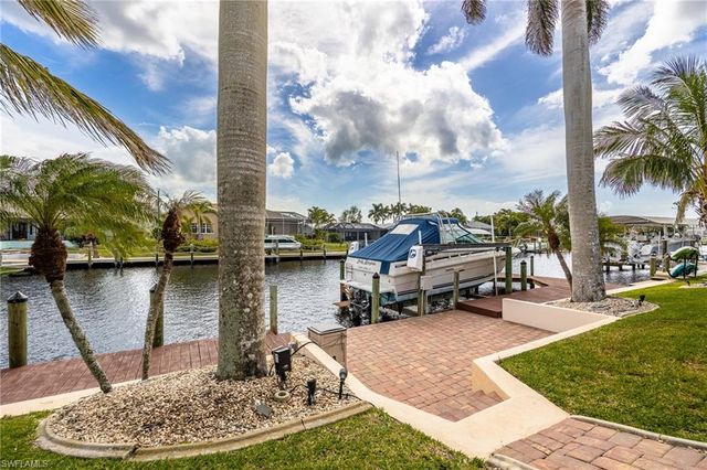 1504 SW 51st LN, Cape Coral, FL 33914