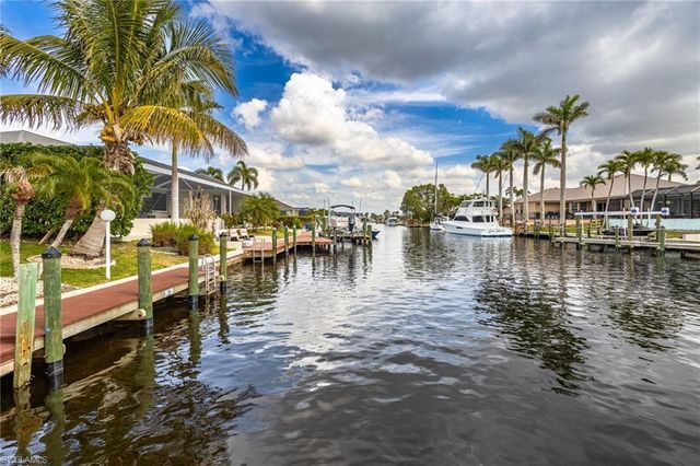 1504 SW 51st LN, Cape Coral, FL 33914