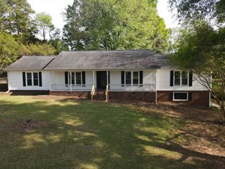 385 Wall Street, Campobello, SC 29322