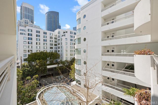 403 Main Street 806N, San Francisco, CA 94105