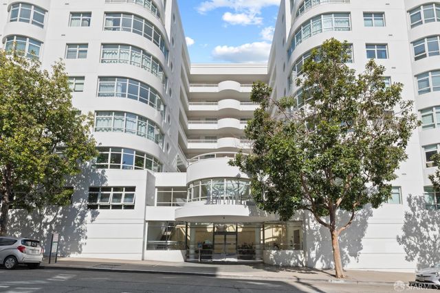 403 Main Street 806N, San Francisco, CA 94105