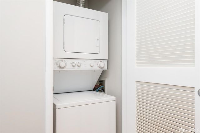 403 Main Street 806N, San Francisco, CA 94105