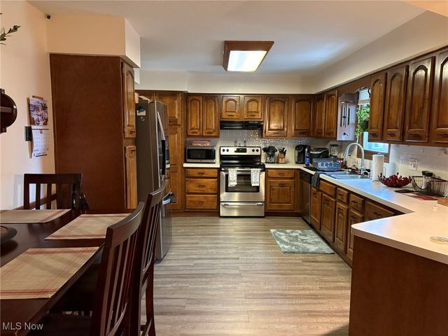 6711 Candy Lane, Vermilion, OH 44089