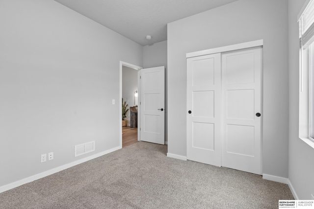 8008 S 200 Street, Gretna, NE 68028