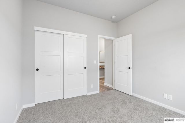 8008 S 200 Street, Gretna, NE 68028