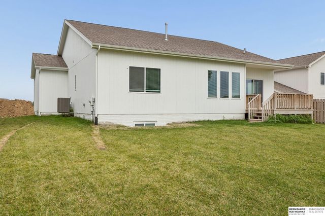 8008 S 200 Street, Gretna, NE 68028